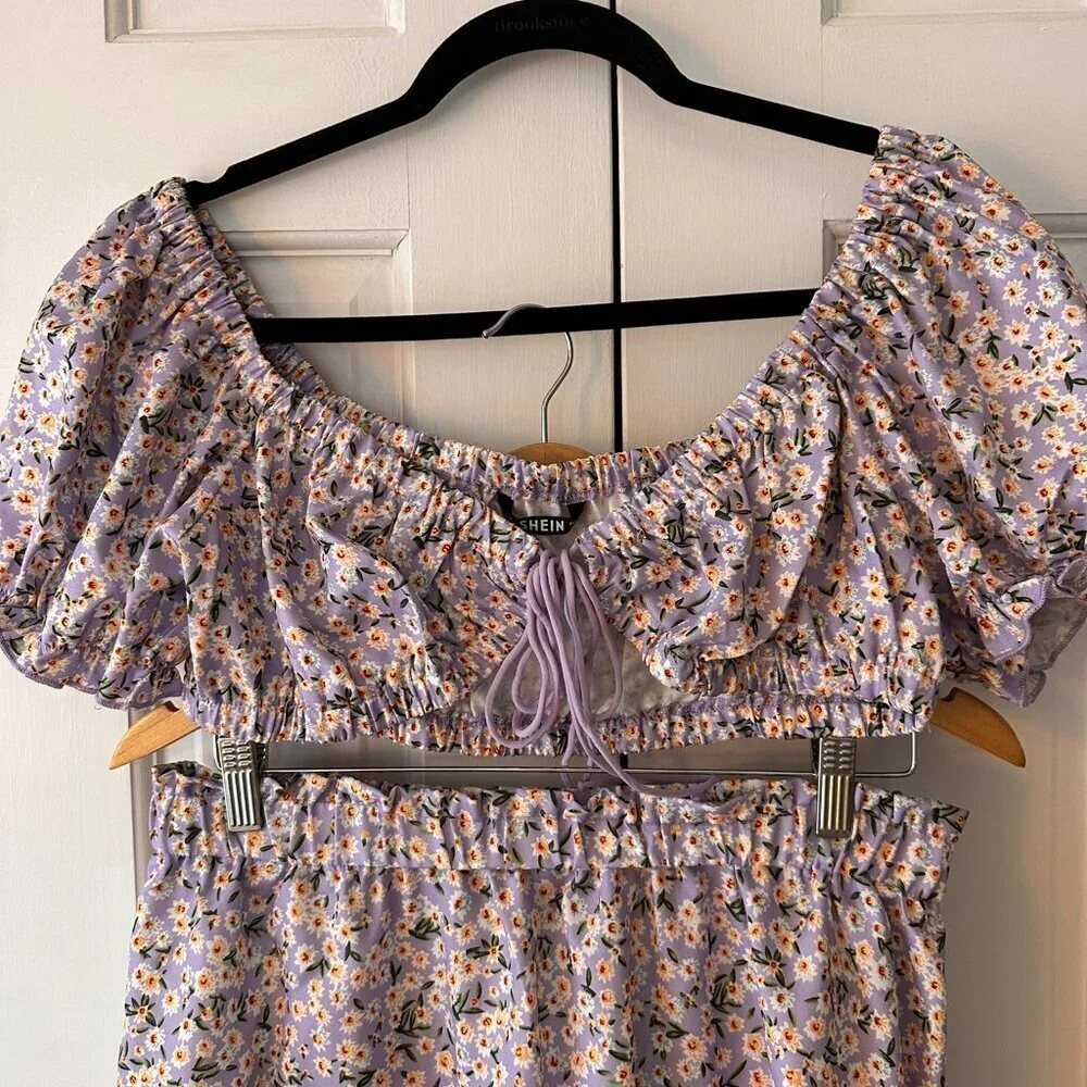 Floral Print Lavender Tie Front Top and Skirt Set - Size Large - Picture 3 of 4